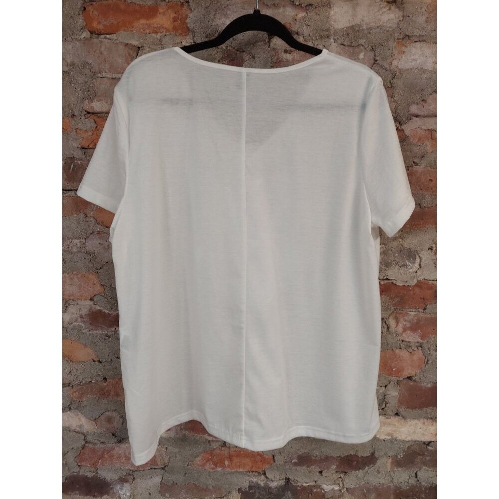 SHEIN size 1XL White Short Sleeve V-Neck Tee with Floral & Feather Print - Picture 3 of 3